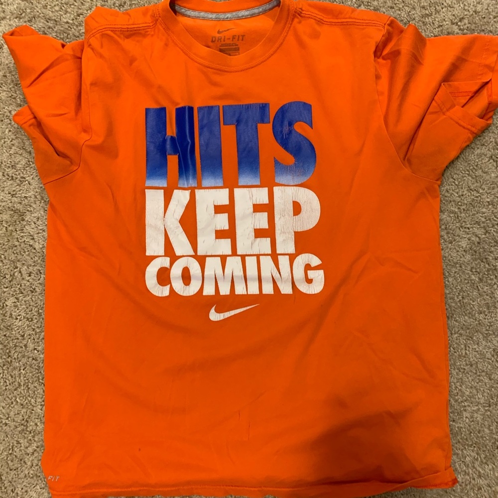 Nike dri-fit graphic tee